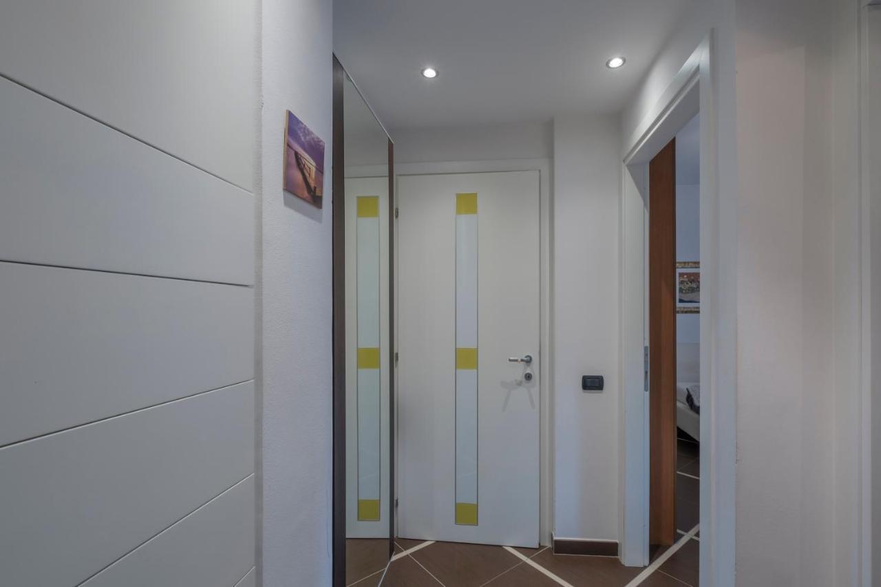 Aura Home Sirmione - 2 Bedrooms Apartment Exterior foto
